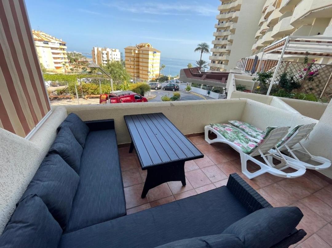 El Estudio De La Playa Benalbeach 317 Terraza Vistas Al Mar Benalmádena Exterior foto